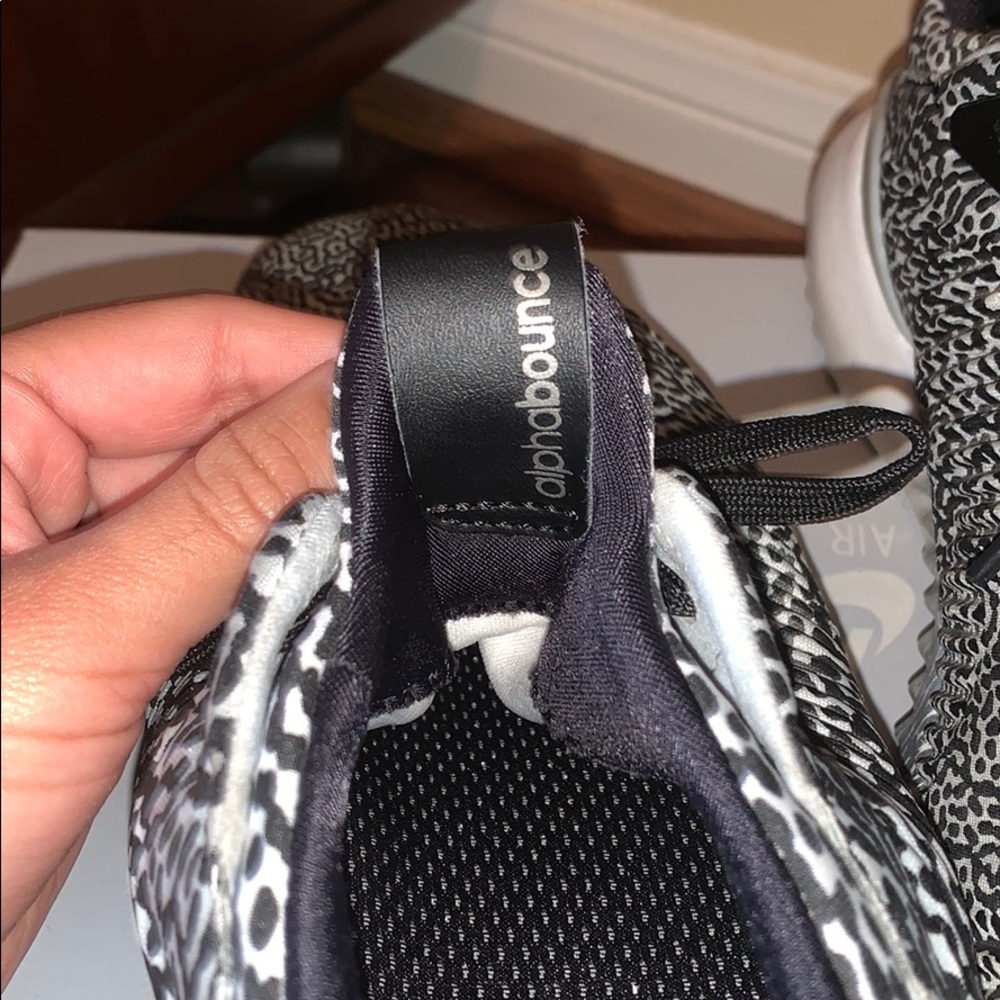 Women Adidas AlphaBounce motion capture - Picture 4 of 6